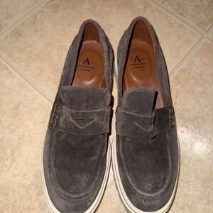 Aquatalia Gray Suede Flats for Effortless Style